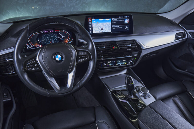 
								BMW 530d mHEV xDrive A/T, 2020, DPH full									