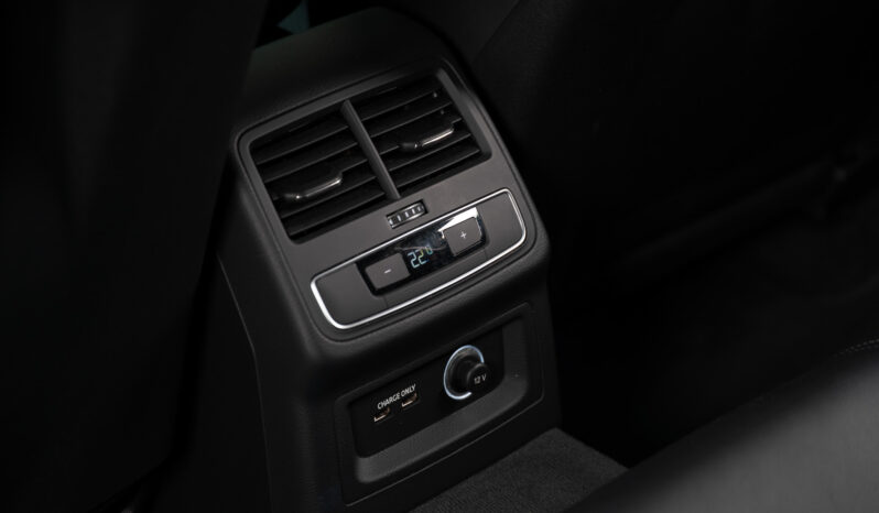 
								Audi A4 2.0TDI 140kW, automat, 2020 DPH full									