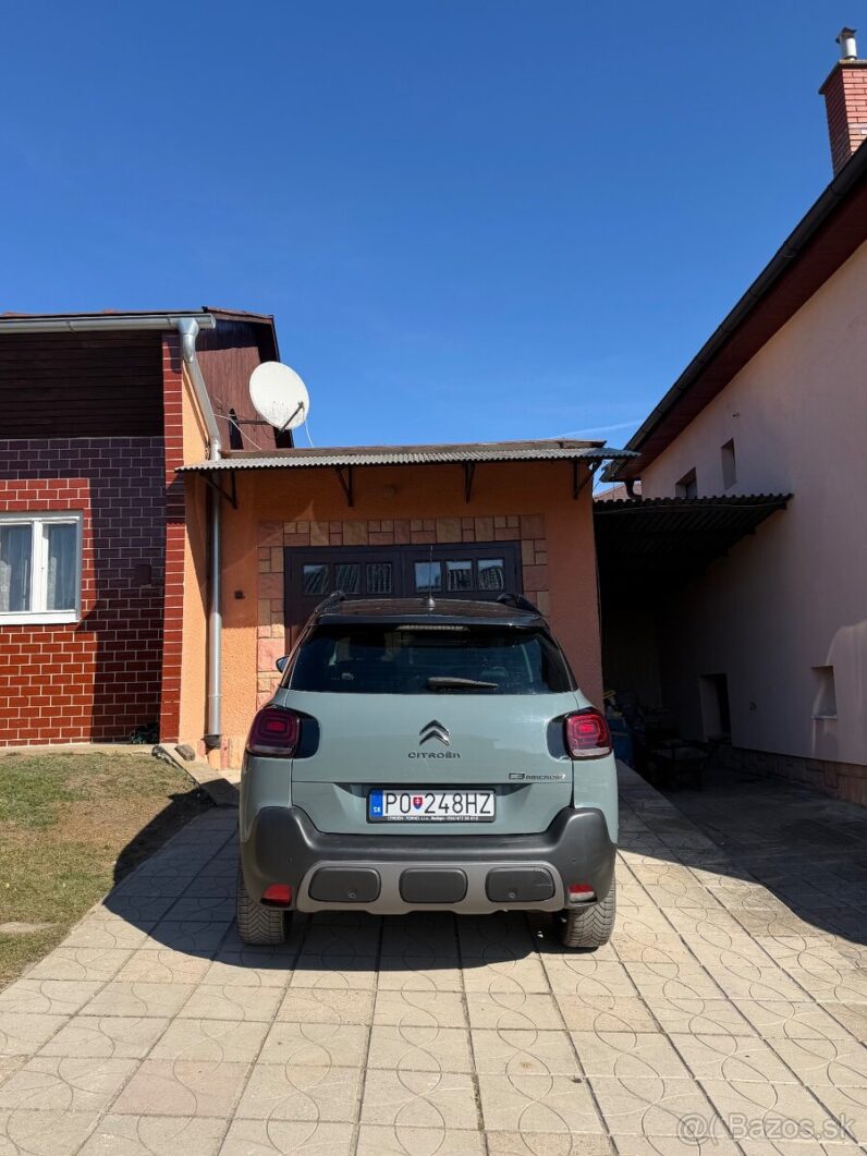 
								Citroën C3 aircross full									