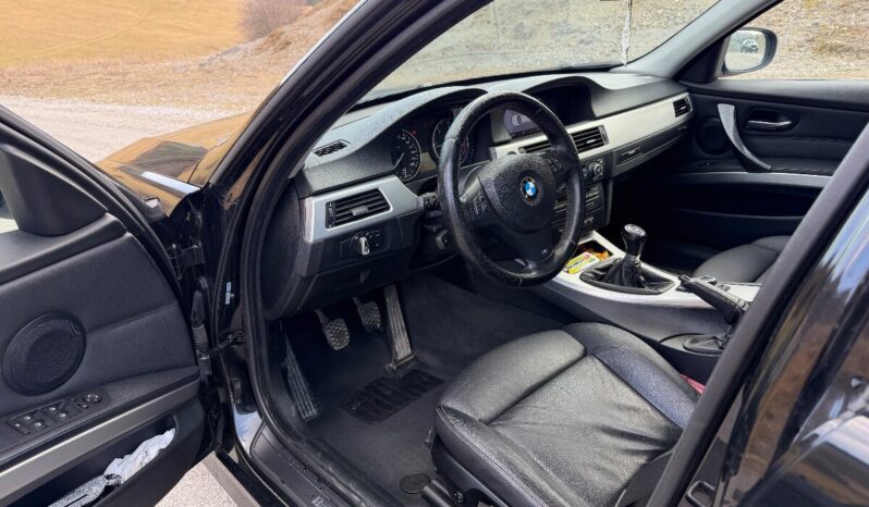 
								BMW E91 320xd full									