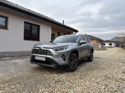 Toyota RAV4 2.5 e-CVT Hybrid 131kW