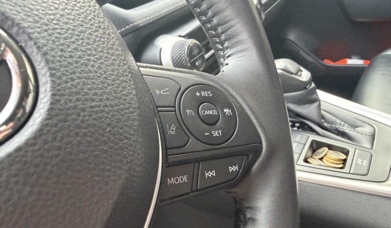 
								Toyota RAV4 2.5 e-CVT Hybrid 131kW full									