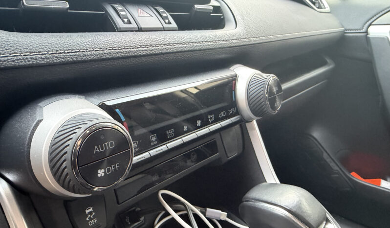 
								Toyota RAV4 2.5 e-CVT Hybrid 131kW full									