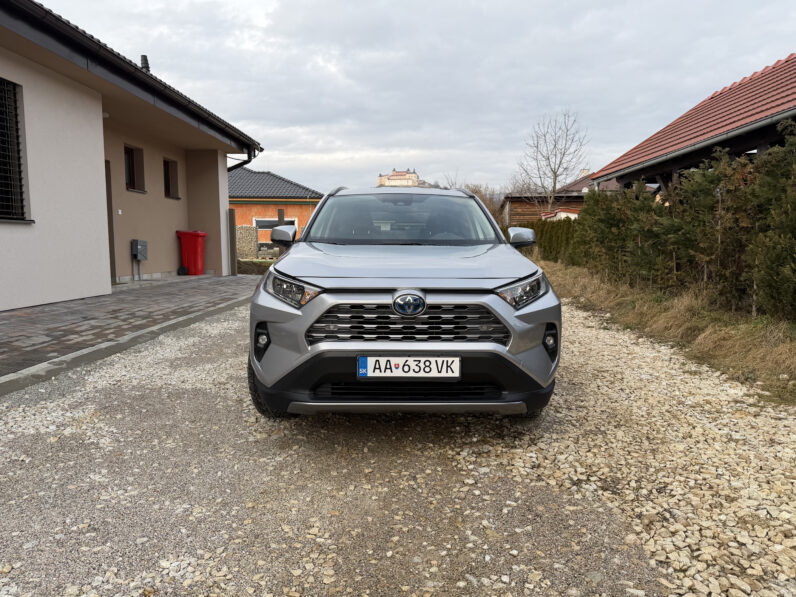 
								Toyota RAV4 2.5 e-CVT Hybrid 131kW full									