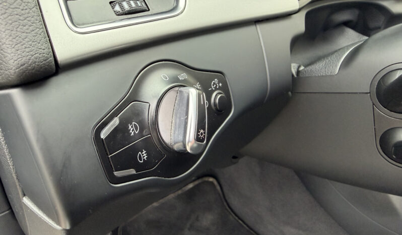 
								Audi A4 Avant 3.0 TDI V6 Quattro 3x-S line  full									