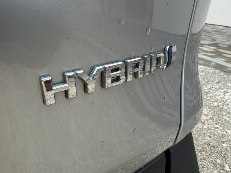 
								Toyota RAV4 2.5 e-CVT Hybrid 131kW full									
