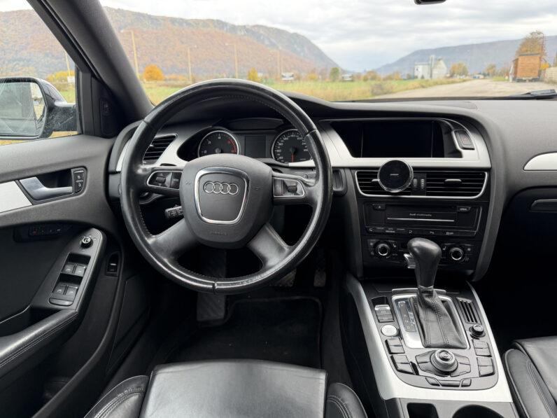 
								Audi A4 Avant 3.0 TDI V6 Quattro 3x-S line  full									