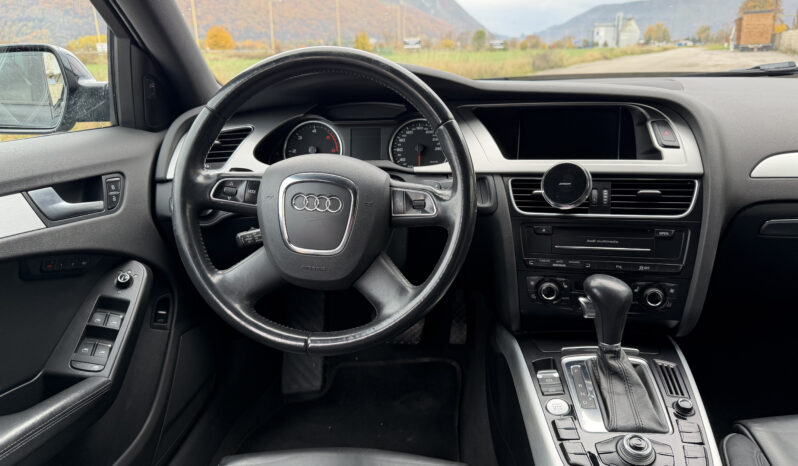 
								Audi A4 Avant 3.0 TDI V6 Quattro 3x-S line  full									