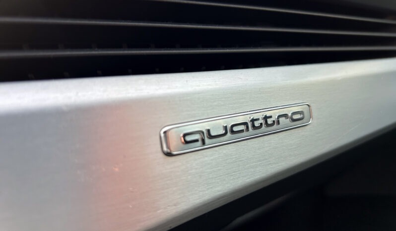 
								Audi A5 3.0TDI SportBack Quattro S-line full									