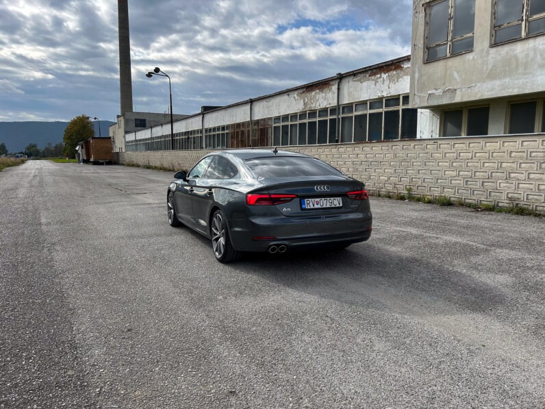 
								Audi A5 3.0TDI SportBack Quattro S-line full									