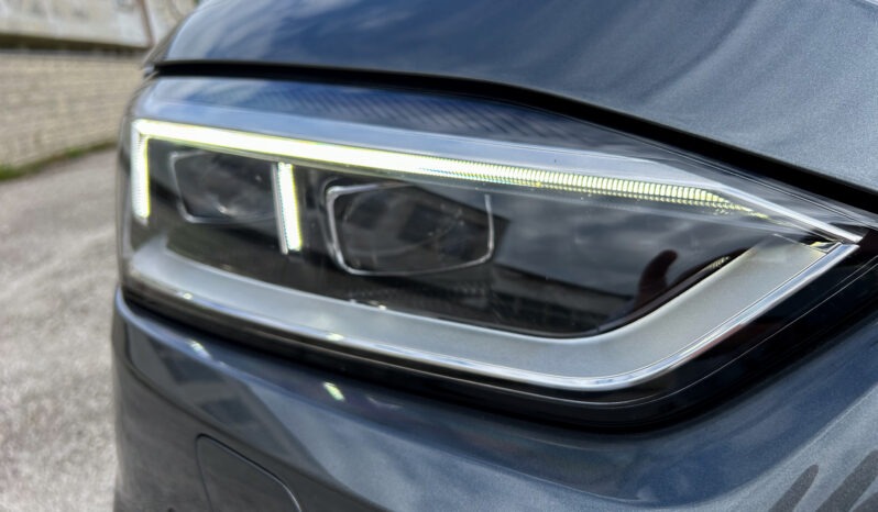 
								Audi A5 3.0TDI SportBack Quattro S-line full									