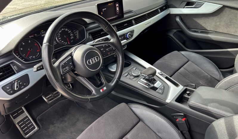 
								Audi A5 3.0TDI SportBack Quattro S-line full									