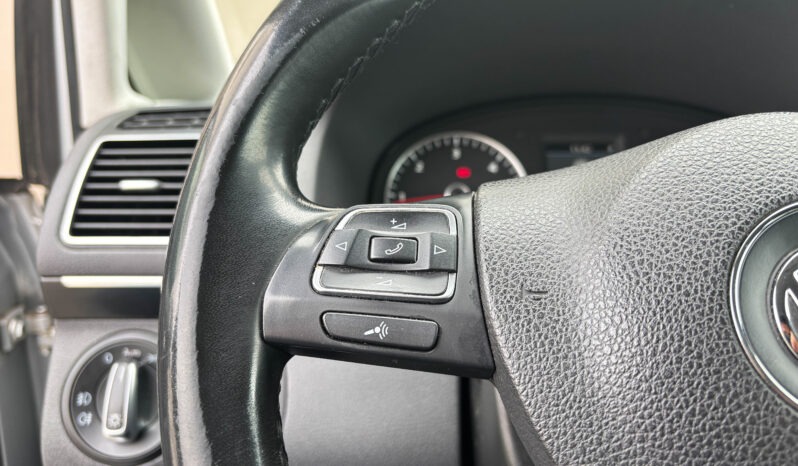 
								Volkswagen Touran 2.0 TDI DSG WEBASTO full									