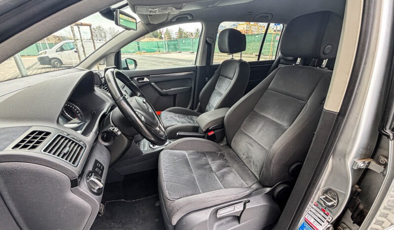 
								Volkswagen Touran 2.0 TDI DSG WEBASTO full									