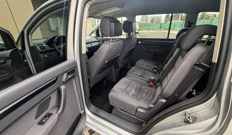 
								Volkswagen Touran 2.0 TDI DSG WEBASTO full									