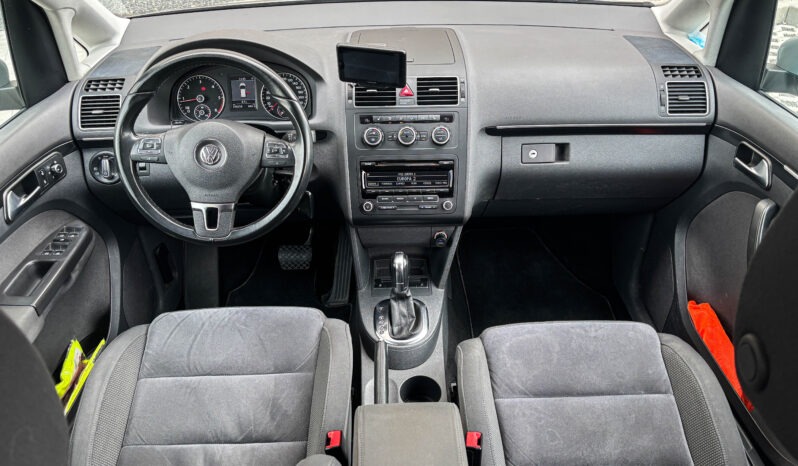 
								Volkswagen Touran 2.0 TDI DSG WEBASTO full									