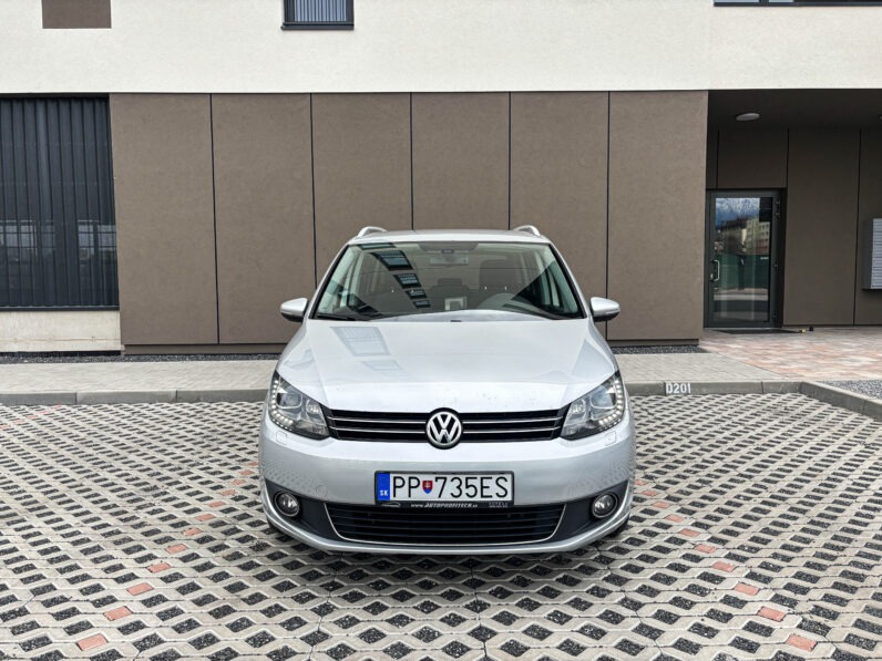 
								Volkswagen Touran 2.0 TDI DSG WEBASTO full									