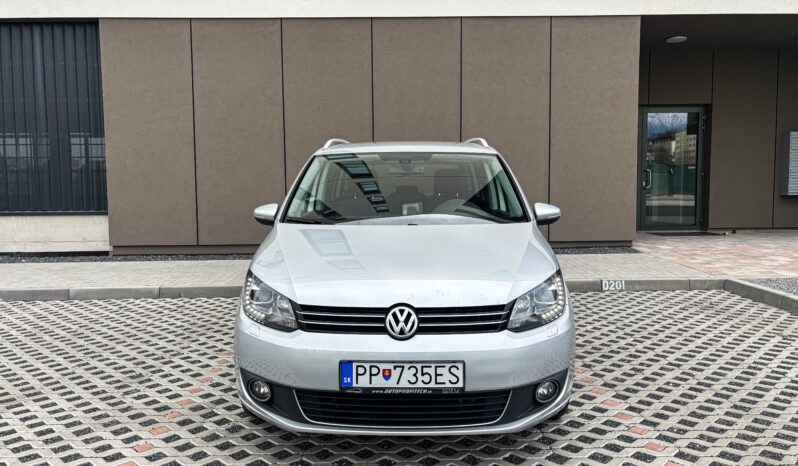 
								Volkswagen Touran 2.0 TDI DSG WEBASTO full									