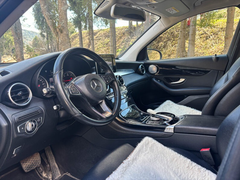 
								Mercedes-Benz GLC 220d 4MATIC, 125 kW, 2016, automat full									