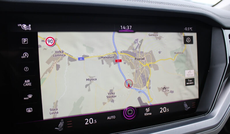 
								Volkswagen Touareg 3.0 Tdi DPH R-LINE full									