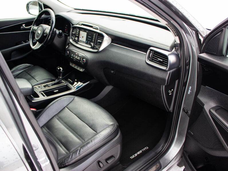 
								Kia Sorento 2.2 CRDi 4×4 | 147 kW full									