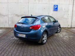 Opel Astra Hatchback 1.4 benzín 74 kW