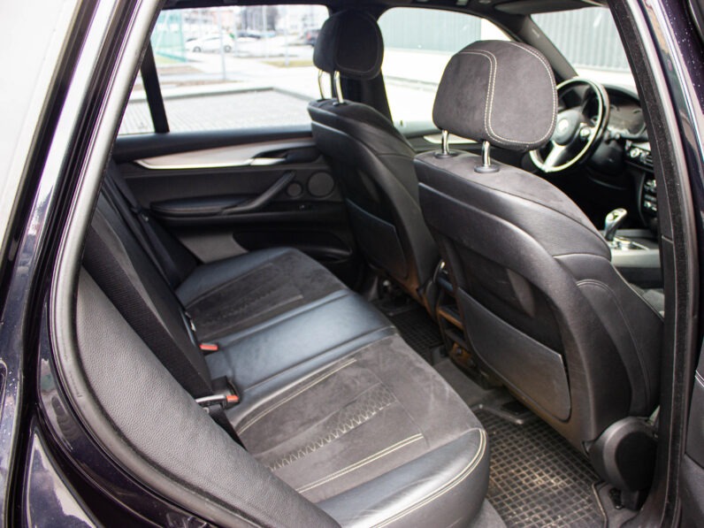 
								BMW X5 F15 30d xDrive full									
