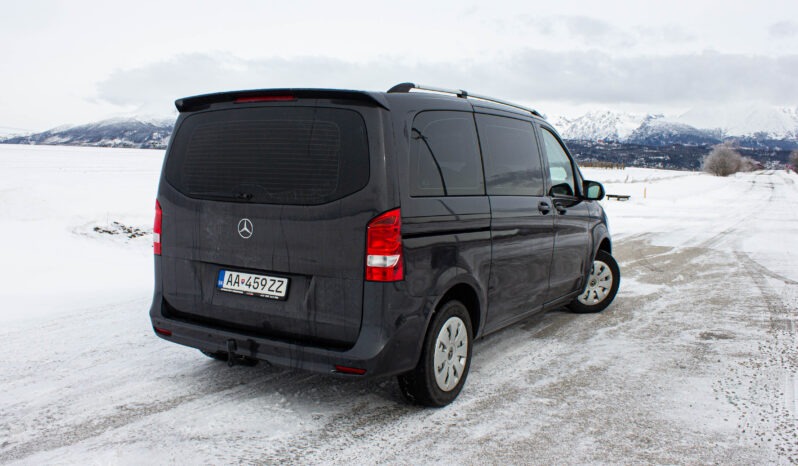 
								Mercedes‑Benz V‑Class 220 d full									