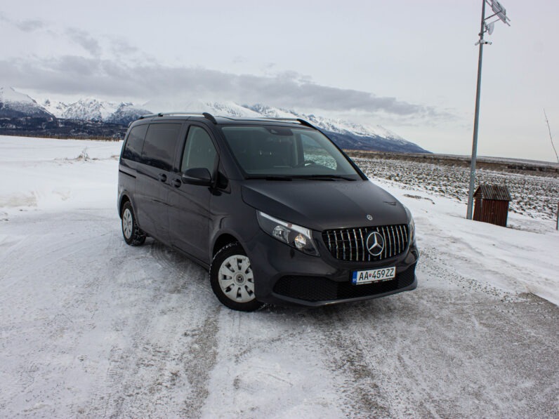 
								Mercedes‑Benz V‑Class 220 d full									
