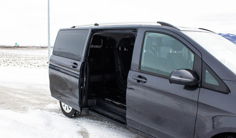 
								Mercedes‑Benz V‑Class 220 d full									