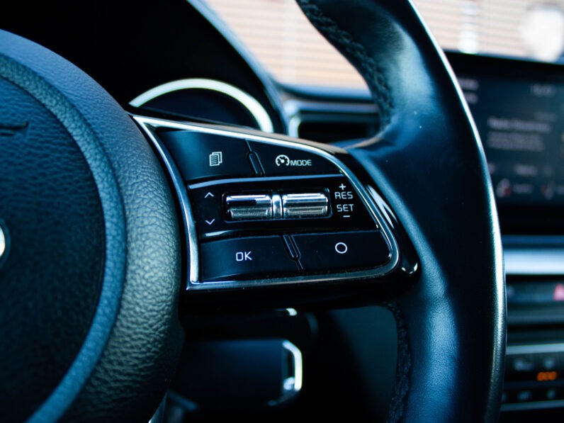 
								KIA CEED 1.5 T-GDi 118 kW GOLD | ZÁRUKA | full									