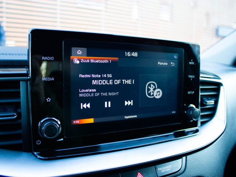 
								KIA CEED 1.5 T-GDi 118 kW GOLD | ZÁRUKA | full									