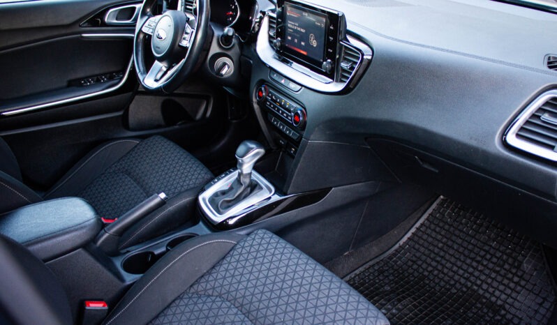 
								KIA CEED 1.5 T-GDi 118 kW GOLD | ZÁRUKA | full									