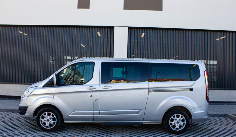 
								Ford Tourneo Custom 2.2 TDCi 125k Trend L1H1 T300 full									