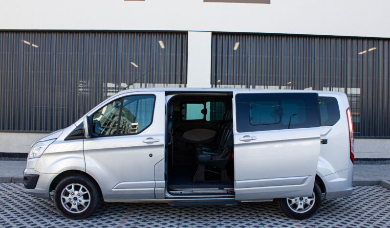 
								Ford Tourneo Custom 2.2 TDCi 125k Trend L1H1 T300 full									