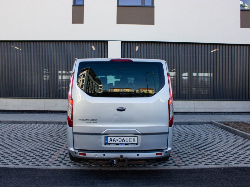 
								Ford Tourneo Custom 2.2 TDCi 125k Trend L1H1 T300 full									