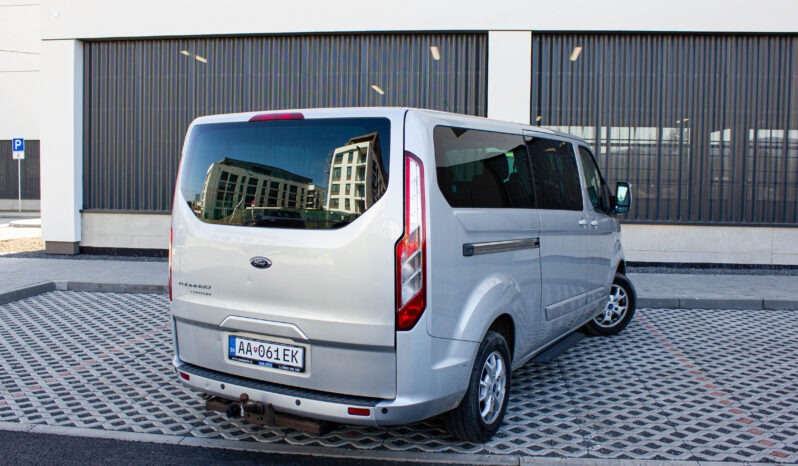 
								Ford Tourneo Custom 2.2 TDCi 125k Trend L1H1 T300 full									