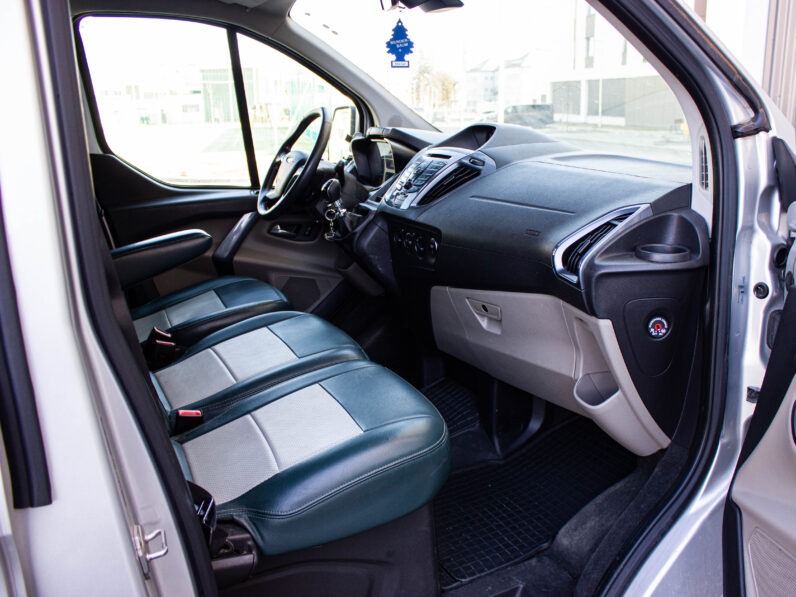 
								Ford Tourneo Custom 2.2 TDCi 125k Trend L1H1 T300 full									