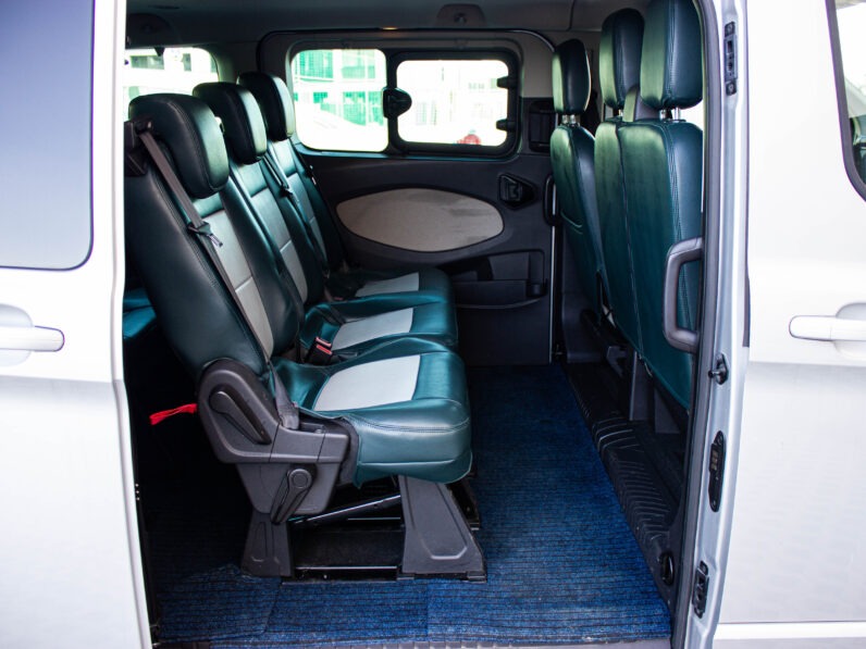 
								Ford Tourneo Custom 2.2 TDCi 125k Trend L1H1 T300 full									