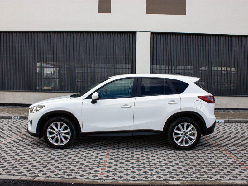 
								Mazda CX-5 2.2 Skyactiv-D AWD automat full									