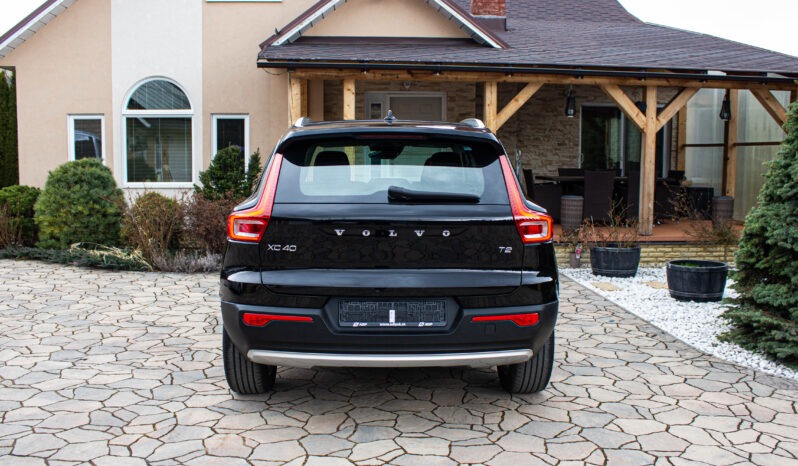 
								Volvo XC40 1.5 T3 Automat full									