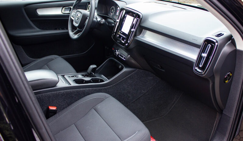 
								Volvo XC40 1.5 T3 Automat full									
