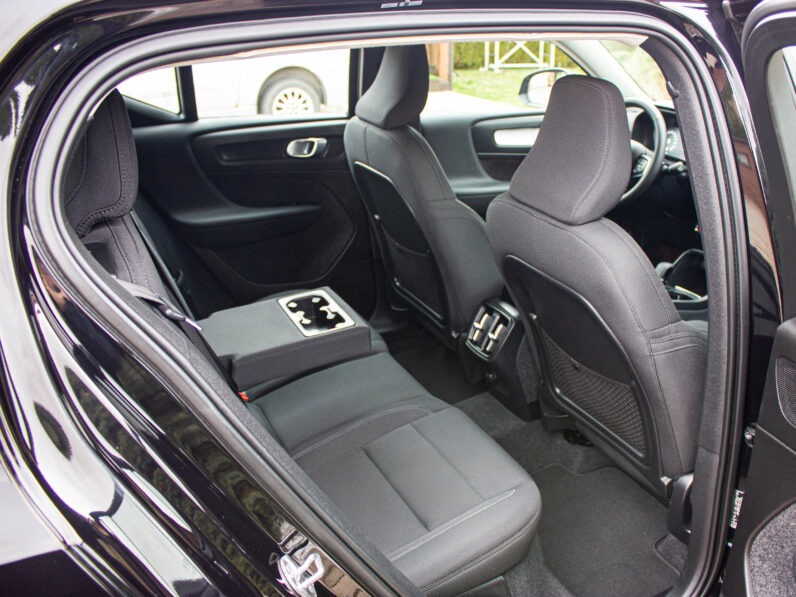 
								Volvo XC40 1.5 T3 Automat full									