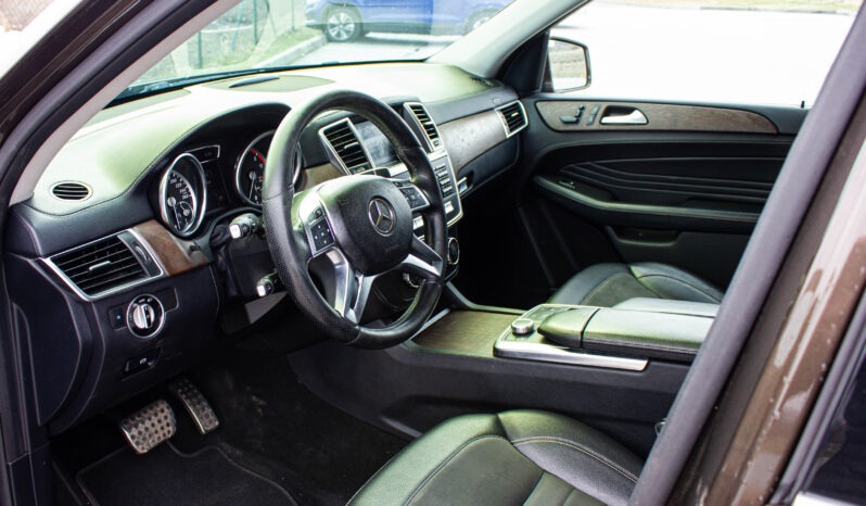 
								Mercedes-Benz ML 350 AIRMATIC, DISTRONIC , DPH full									