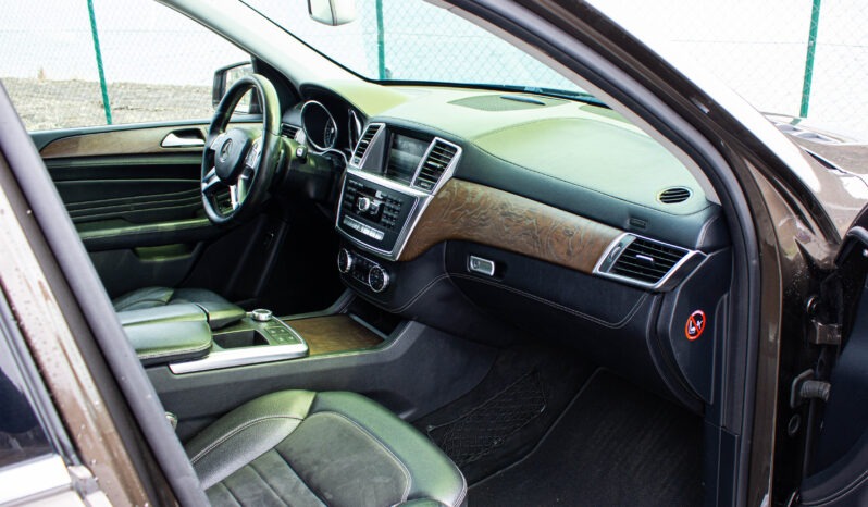 
								Mercedes-Benz ML 350 AIRMATIC, DISTRONIC , DPH full									