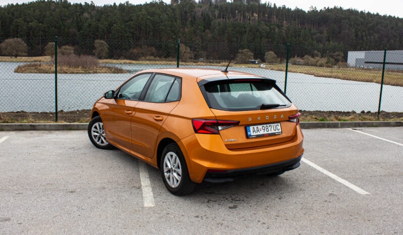 
								Škoda Fabia 1.0 TSI, VIRTUAL COCKPIT, LED, TEMPOMAT, 2025 full									