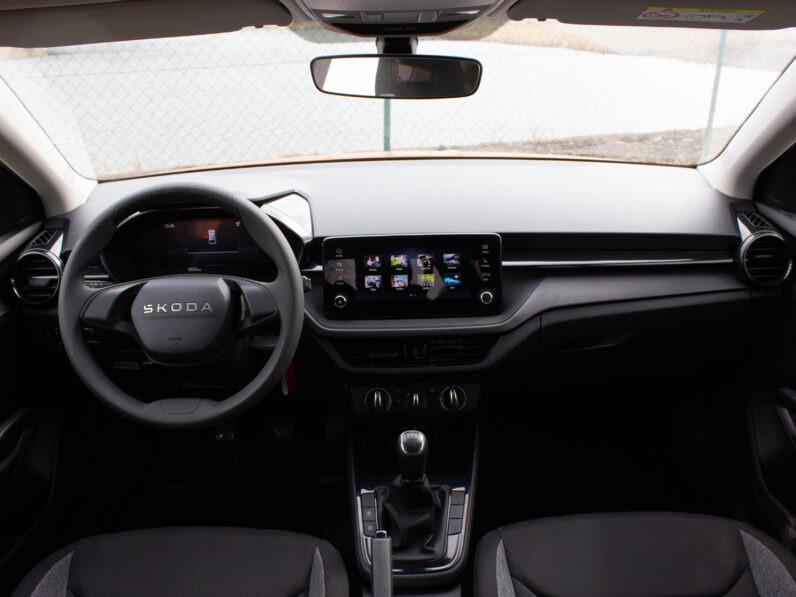 
								Škoda Fabia 1.0 TSI, VIRTUAL COCKPIT, LED, TEMPOMAT, 2025 full									