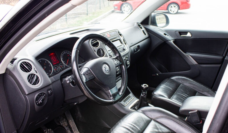 
								Volkswagen Tiguan 2.0 TDI 4MOTION, PANORÁMA, KOŽA, full									
