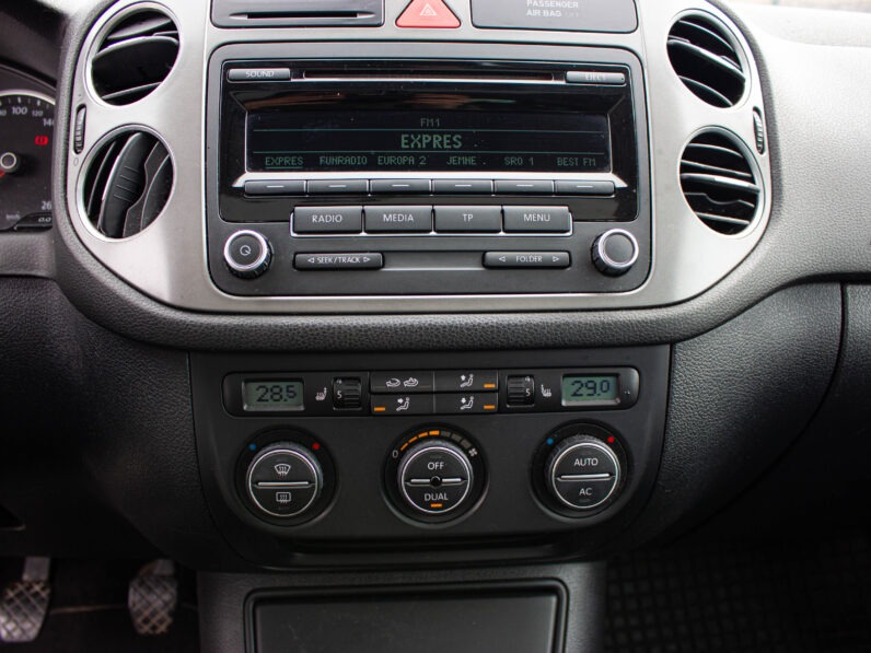 
								Volkswagen Tiguan 2.0 TDI 4MOTION, PANORÁMA, KOŽA, full									