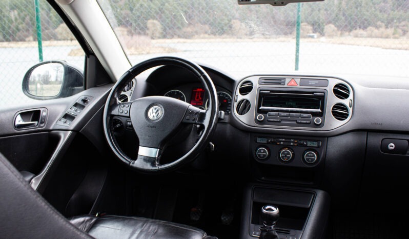 
								Volkswagen Tiguan 2.0 TDI 4MOTION, PANORÁMA, KOŽA, full									